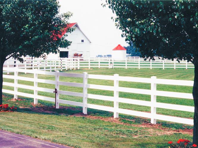 4 rail white PVC fencing